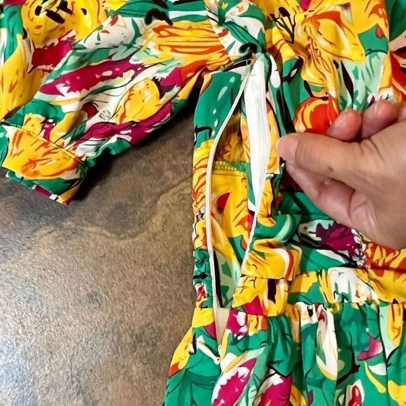 NWT Pink Martini Multicolor Floral V-neck Puff Sleeved Midi Dress - Picture 9 of 12